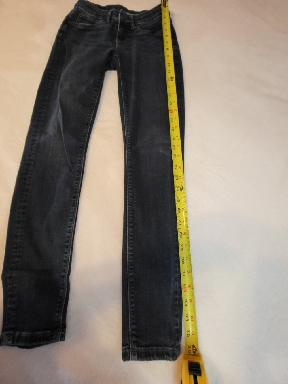 Denver Hayes Women's Mid rise Skinny jeans medium dark blue wash Size 2 X 29 - Picture 14 of 17
